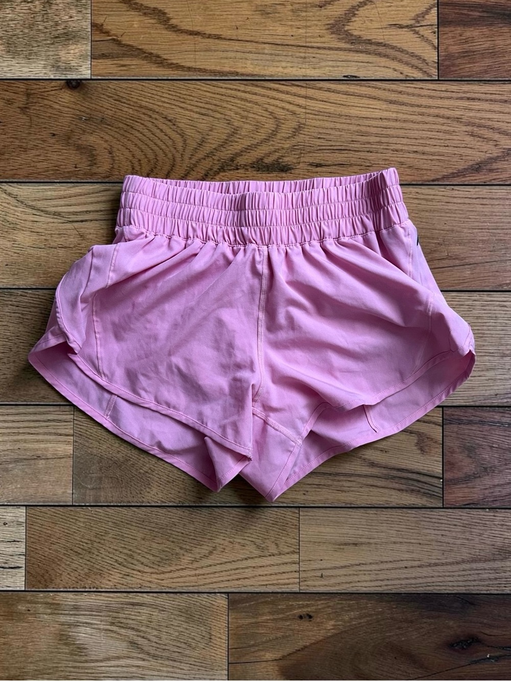 Amazon Essentials Women’s Pink 4” Athletic Running Shorts Size M